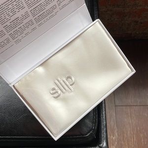 NIB NWT Slip Silk White Queen Pillowcase